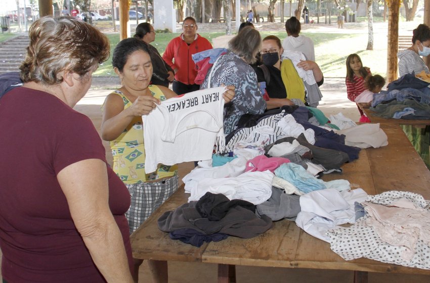 JAGUARIÚNA SOLIDÁRIA LEVA DOAÇÕES AO BAIRRO ROSEIRA DE CIMA
