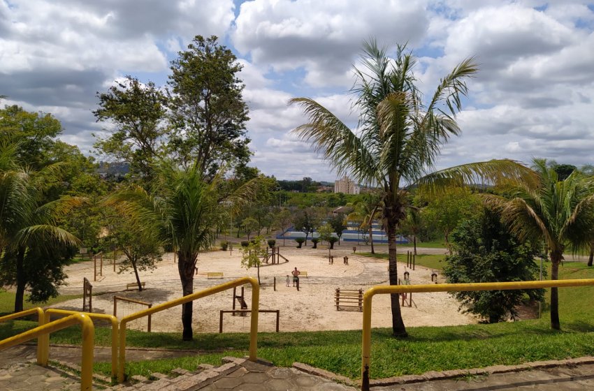JAGUARIÚNA RECEBE PROJETO BRINCANDO NA PRAÇA NESTE SÁBADO 