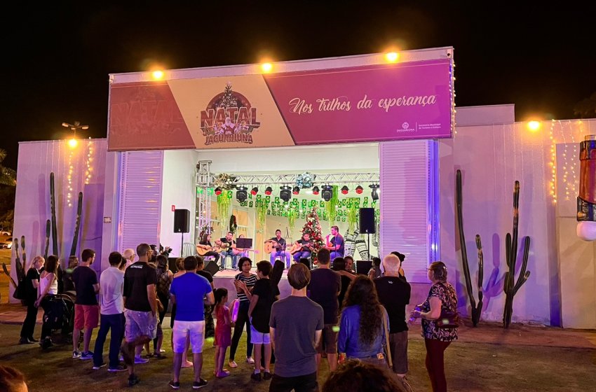 NATAL EM JAGUARIÚNA TEM TEATRO E MÚSICA GRATUITOS