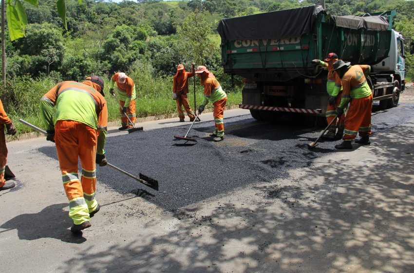 PREFEITURA REALIZA OPERAÇÃO TAPA-BURACOS NO JARDIM PRIMAVERA