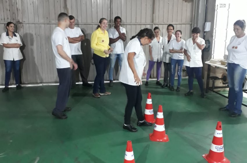 MOBILIDADE URBANA PARTICIPA DE AÇÃO DE PREVENÇÃO DE ACIDENTES EM EMPRESA DE JAGUARIÚNA