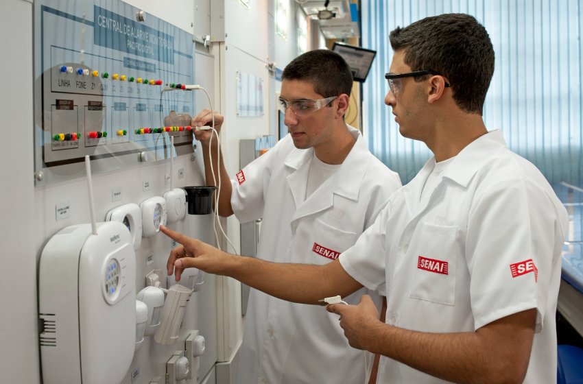 SENAI JAGUARIÚNA TEM INSCRIÇÕES ABERTAS PARA O CURSO GRATUITO DE TÉCNICO EM ELETRÔNICA