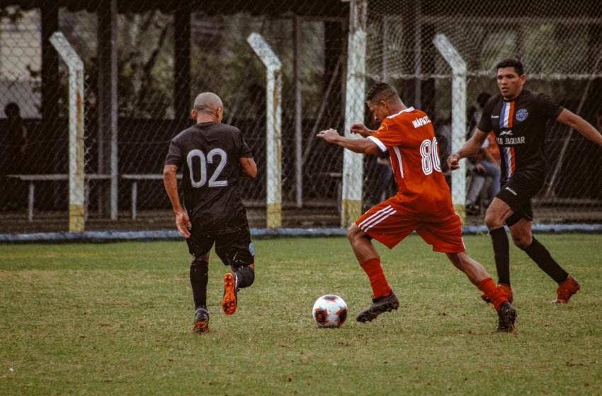 CAMPEONATO DE FUTEBOL VETERANOS É MARCADO POR MUITAS GOLEADAS 