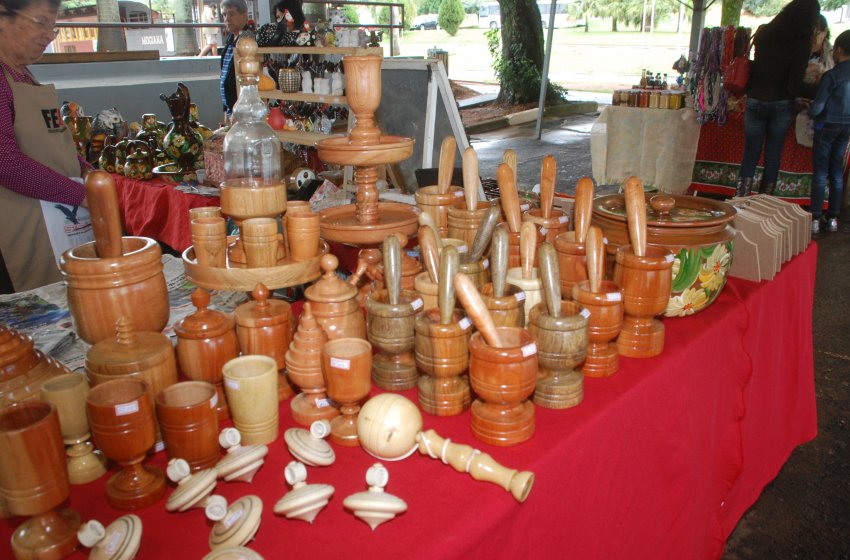 FEIRA DE ARTESANATO FUNCIONA EM HORÁRIO ESPECIAL NESTE FIM DE ANO