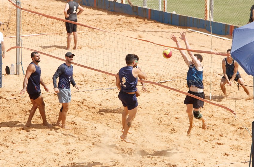 SAIBA QUEM SÃO OS QUARTETOS VENCEDORES DO CAMPEONATO MUNICIPAL DE VÔLEI DE PRAIA 