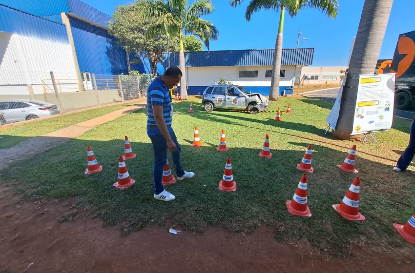 MAIO AMARELO: MOBILIDADE URBANA REALIZA AÇÃO EM EMPRESA DE JAGUARIÚNA