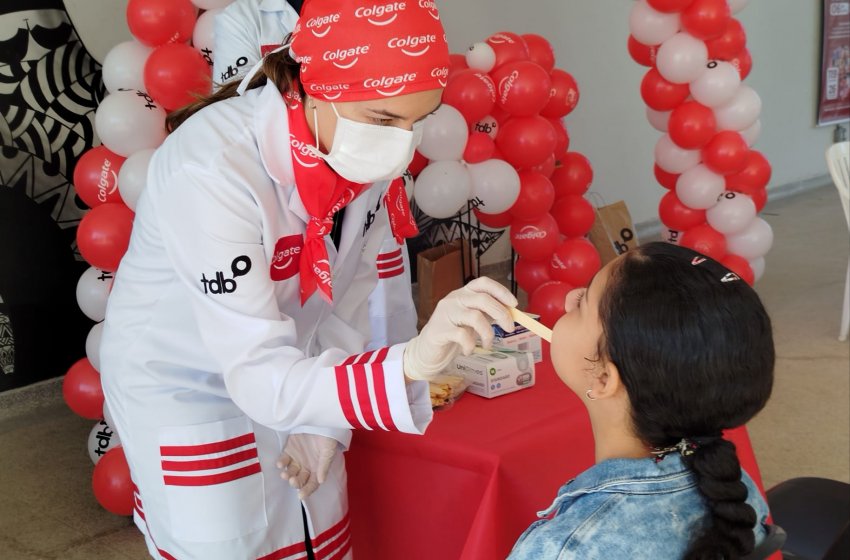 ALUNOS DA REDE PÚBLICA DE JAGUARIÚNA PASSAM POR TRIAGEM ODONTOLÓGICA GRATUITA