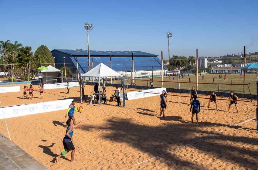  AZULÃO SEDIA DOMINGO DISPUTAS FINAIS DA V COPA JAGUARIÚNA DE VÔLEI DE PRAIA    