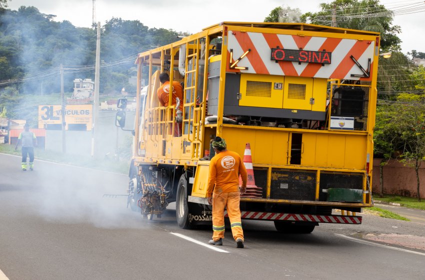 MOBILIDADE URBANA REALIZA PINTURA DE SINALIZAÇÃO DE SOLO NESTA QUARTA