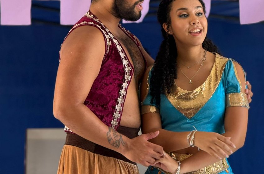 TEATRO INFANTIL LEVA MENSAGEM DE PREVENÇÃO À DENGUE À FEIRA NOTURNA NESTA QUARTA