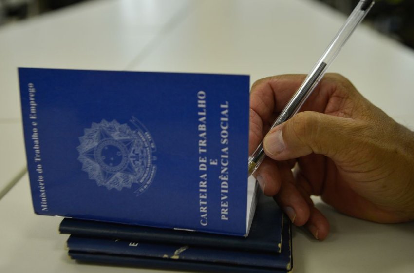 EMPREGO EM JAGUARIÚNA SOBE PELO 3º MÊS SEGUIDO E CIDADE REGISTRA QUASE 2 MIL NOVOS POSTOS NO ANO
